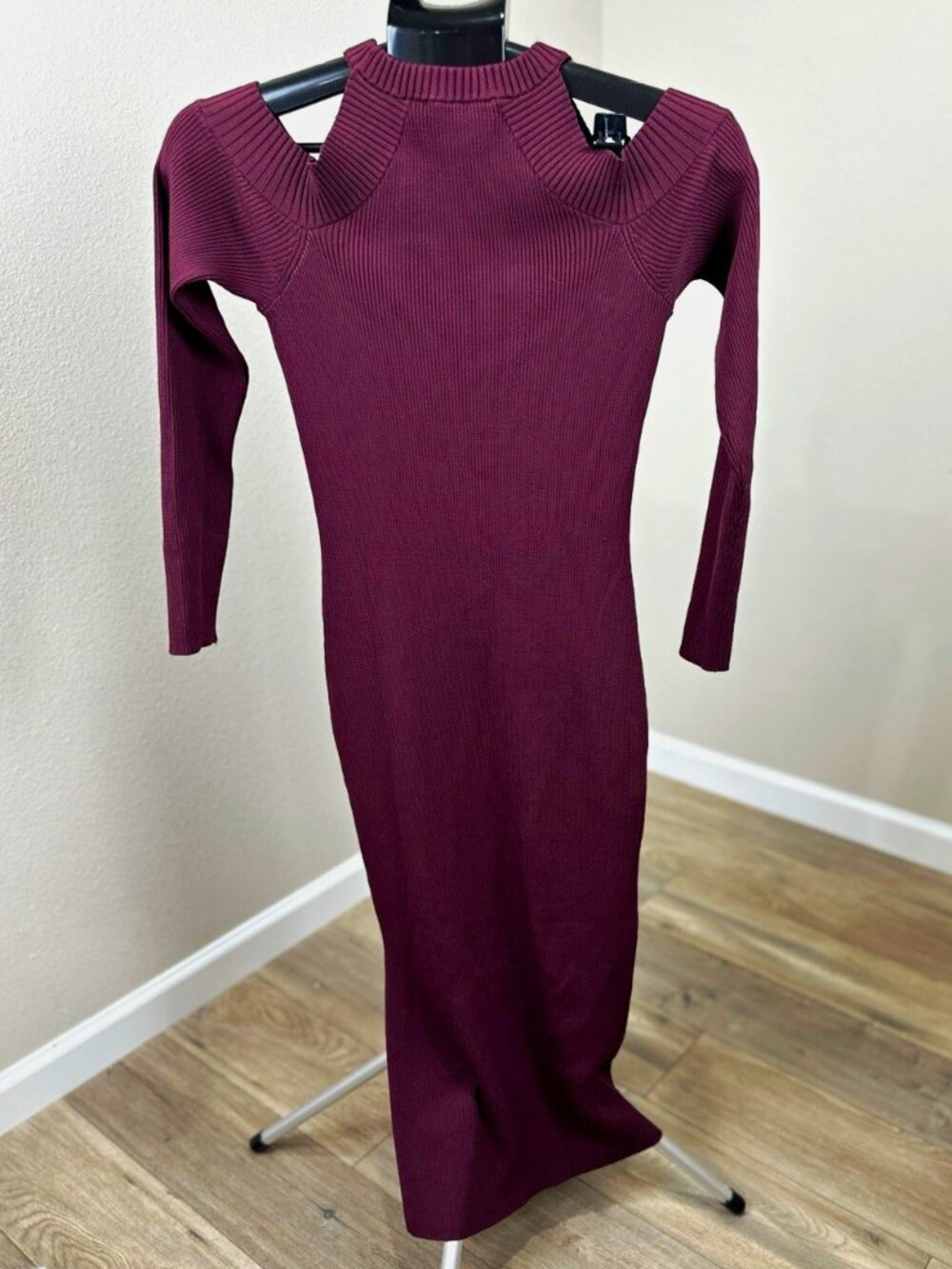 INC International Concepts Women’s S Purple Cold Shoulder Sweater Maxi Dress